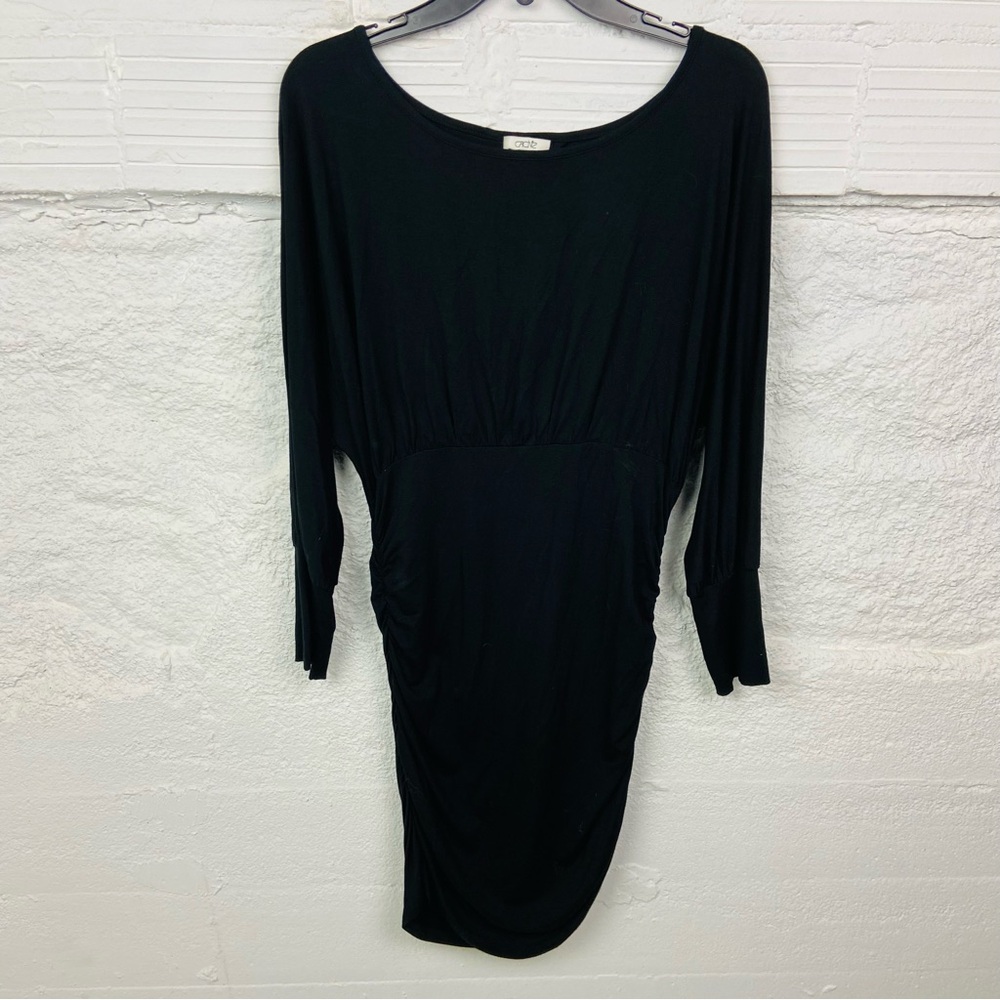 Cache Black Stretch Keyhole Back Long Sleeve Mini… - image 1